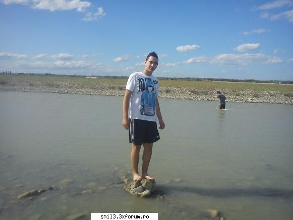 paiii si eu am inceput o relatie acum 2 luni ....... si merge binisor ...desigur ca ter sa existe si
